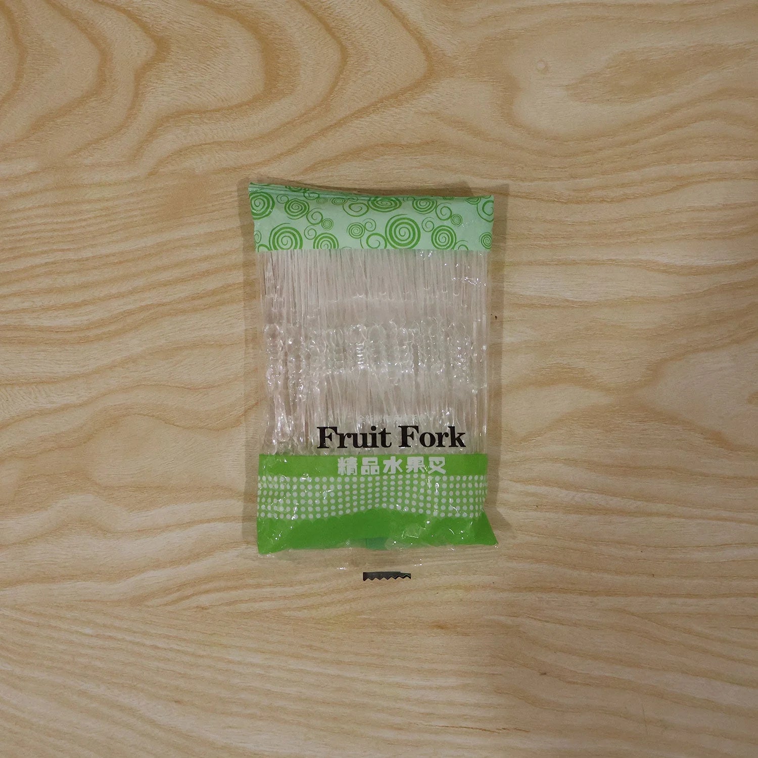 Mini Disposable Plastic Fruit Fork For Parties Snacks And Desserts (1 Pack)